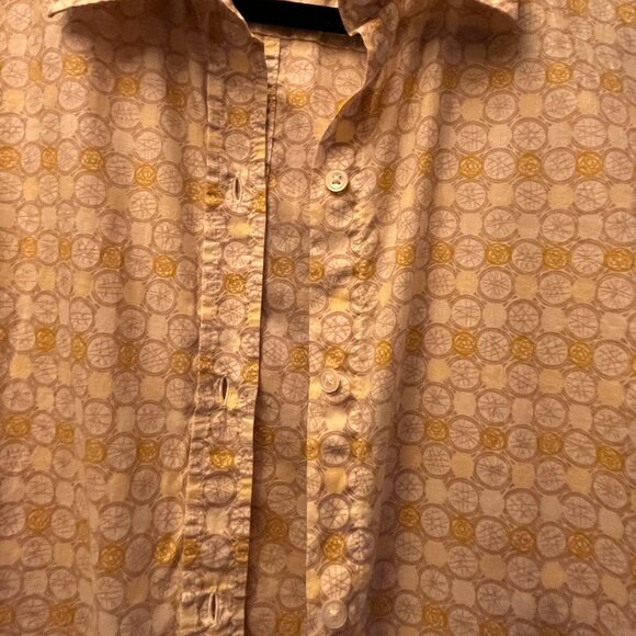 Gap buttoned down long sleeve blouse - Picture 3 of 8